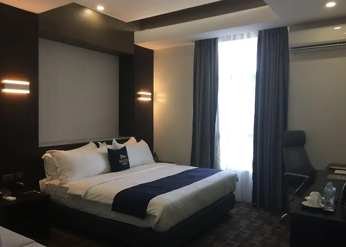 Mezzo Hotel 4*
